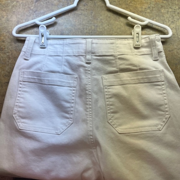 Talbots Women’s Sailor White Button-Accent Trousers Size 2 Wide Leg Jean - Picture 8 of 12